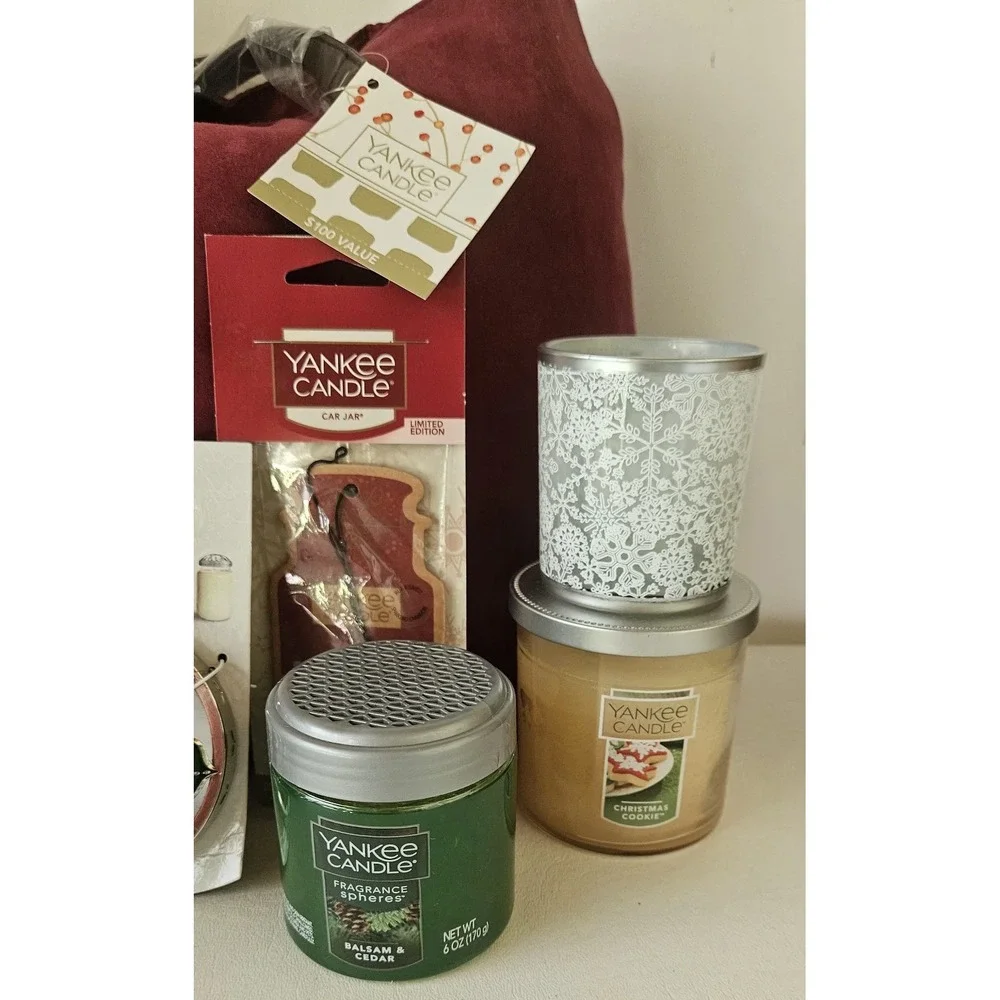 Yankee Candle BALSAM & CEDAR Christmas Set Tealight/ Sphere Illumina Lid